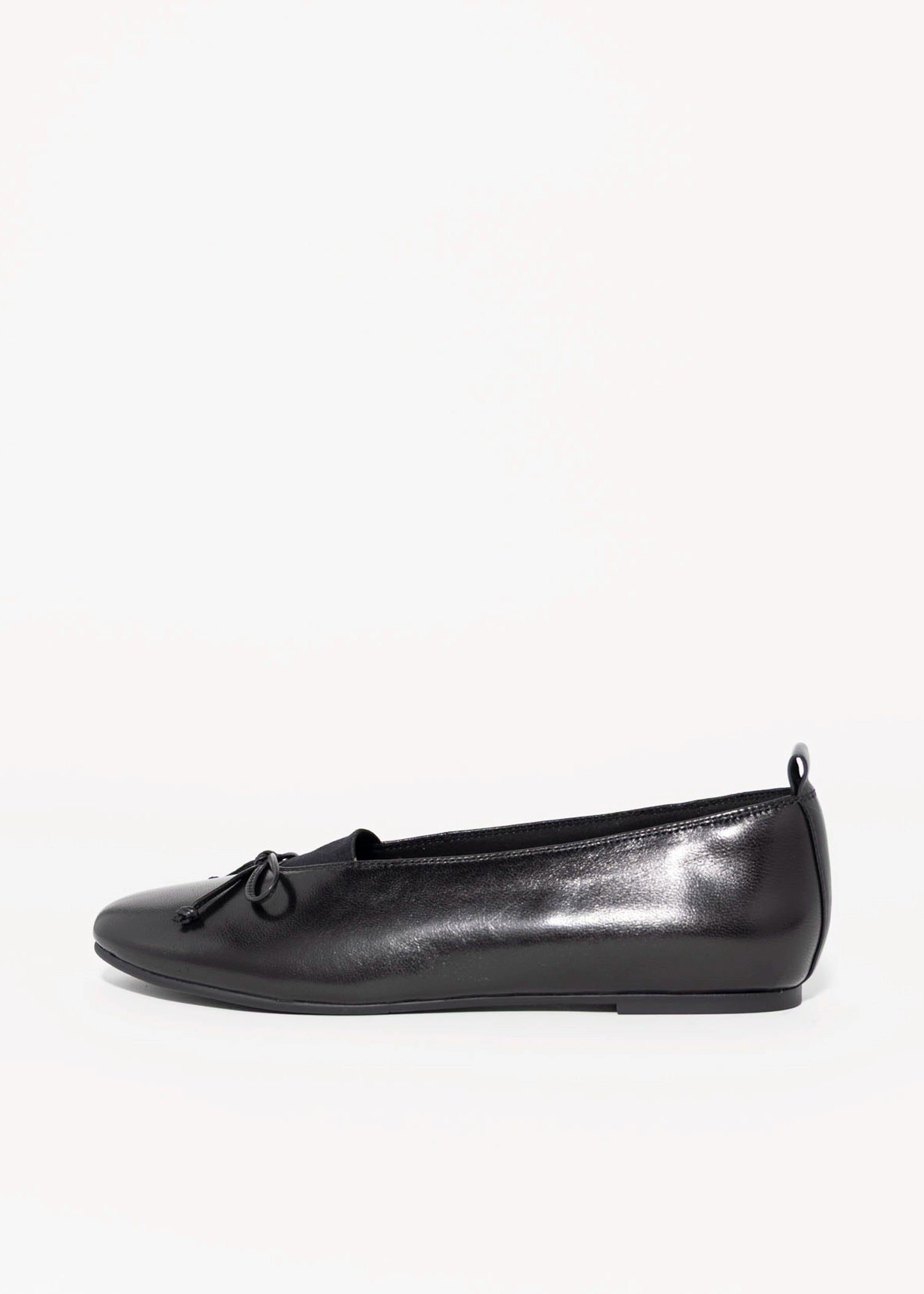 swatch_Black Leather vaneli tabbie ballet flat