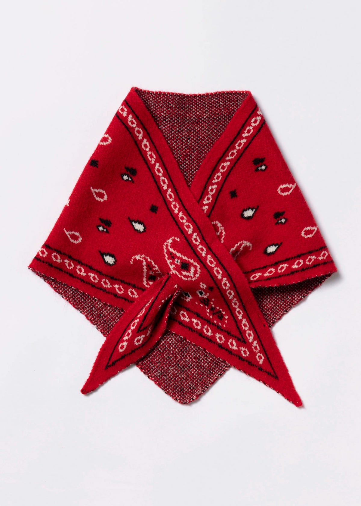swatch_Red triangle knit bandana scarf
