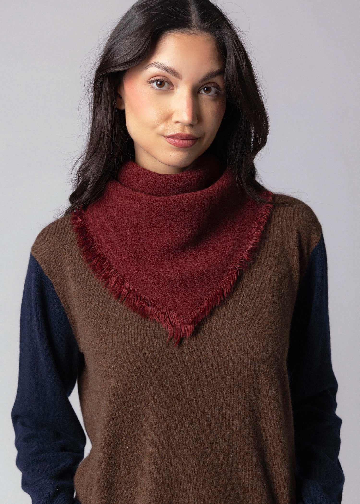 swatch_Burgundy lighweight square scarf