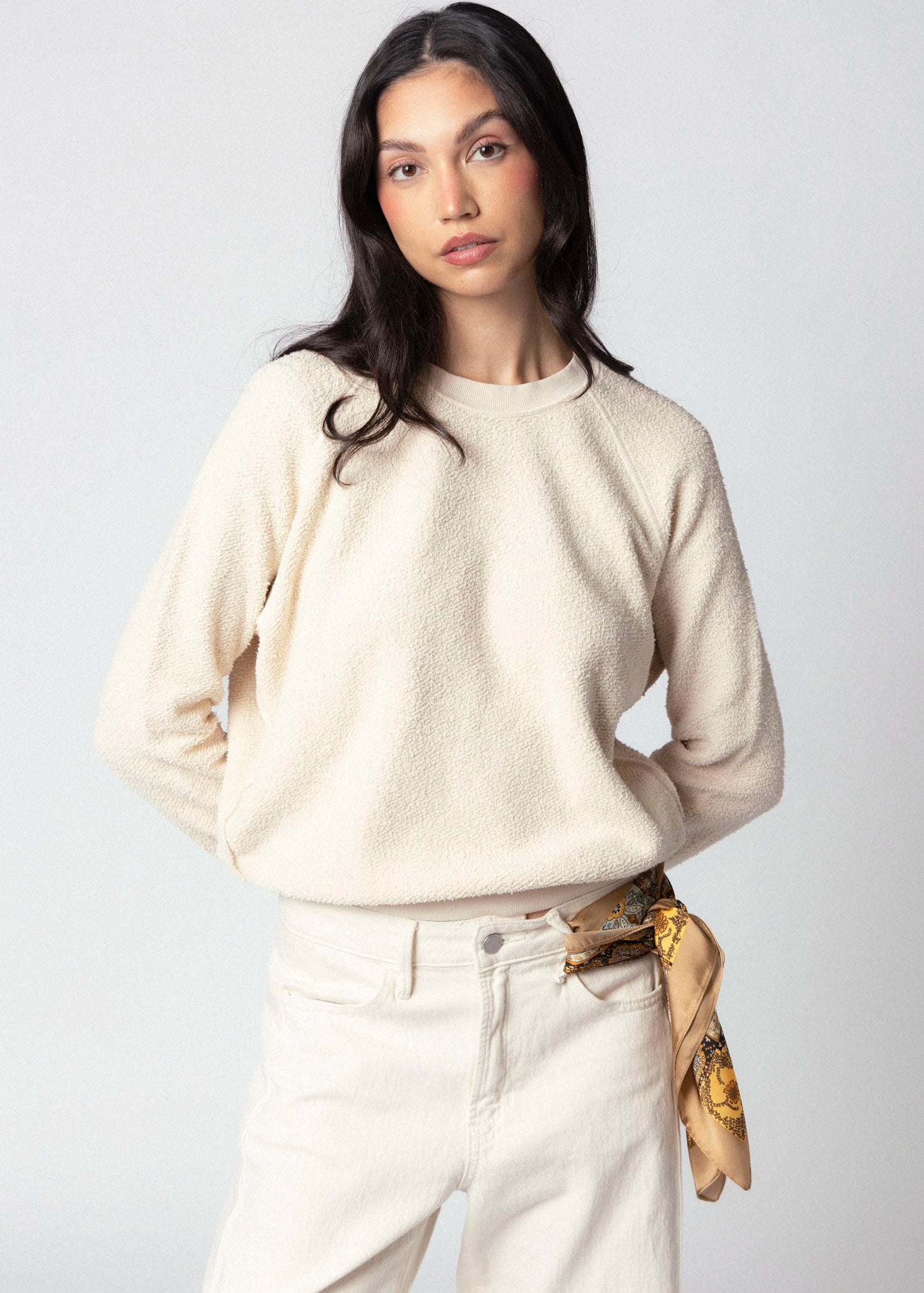 swatch_Sugar perfect white tee ziggy reverse fleece sweatshirt