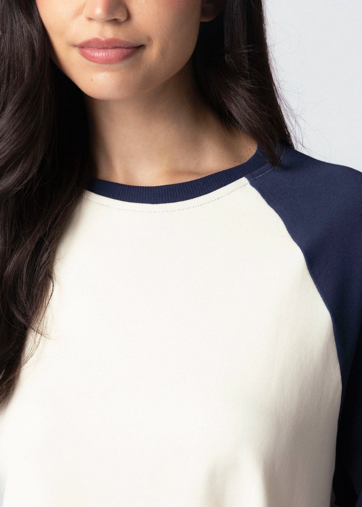 swatch_Ivory/Navy the blank lab cotton baseball tshirt