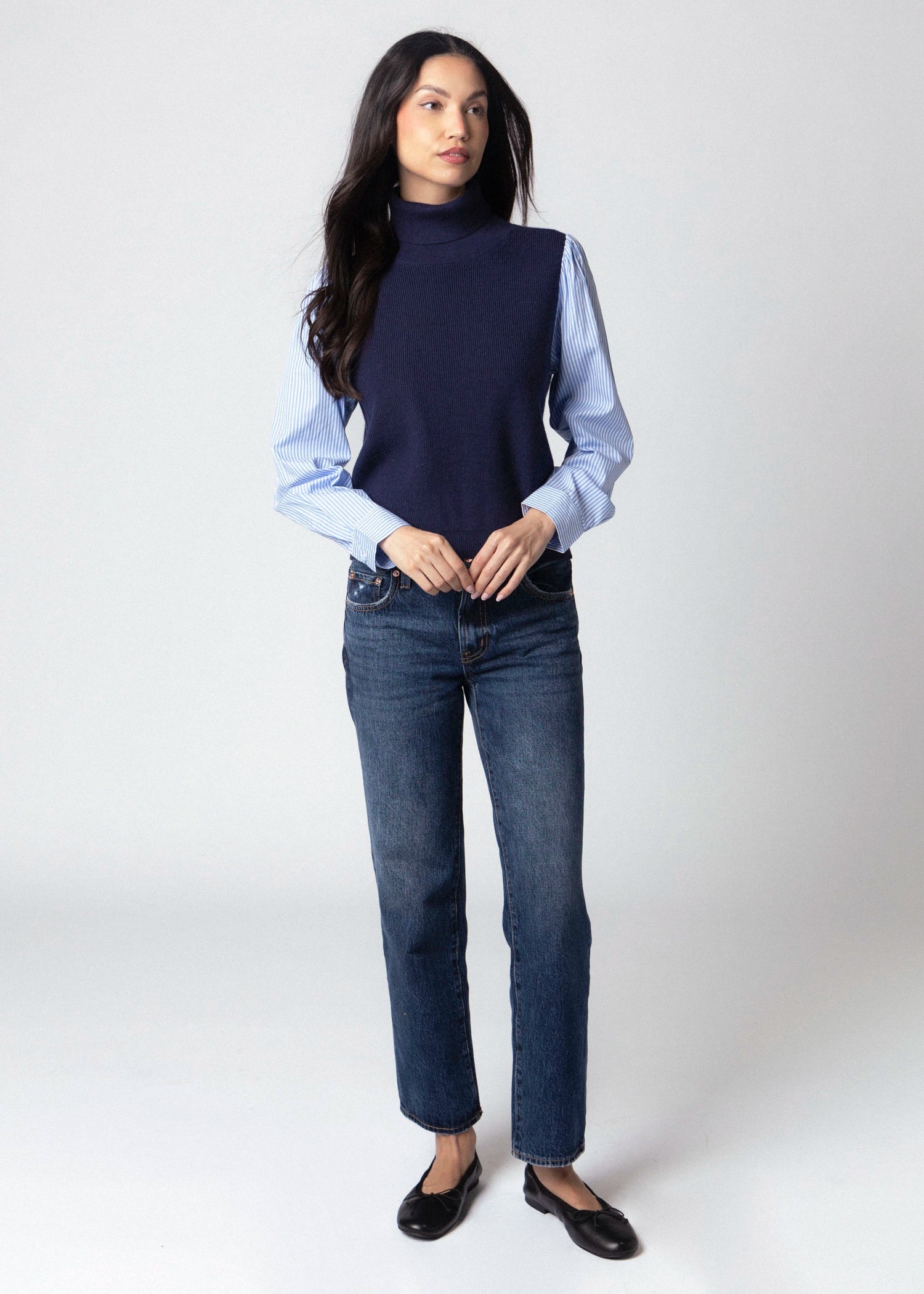 swatch_Navy thml striped sleeve sweater