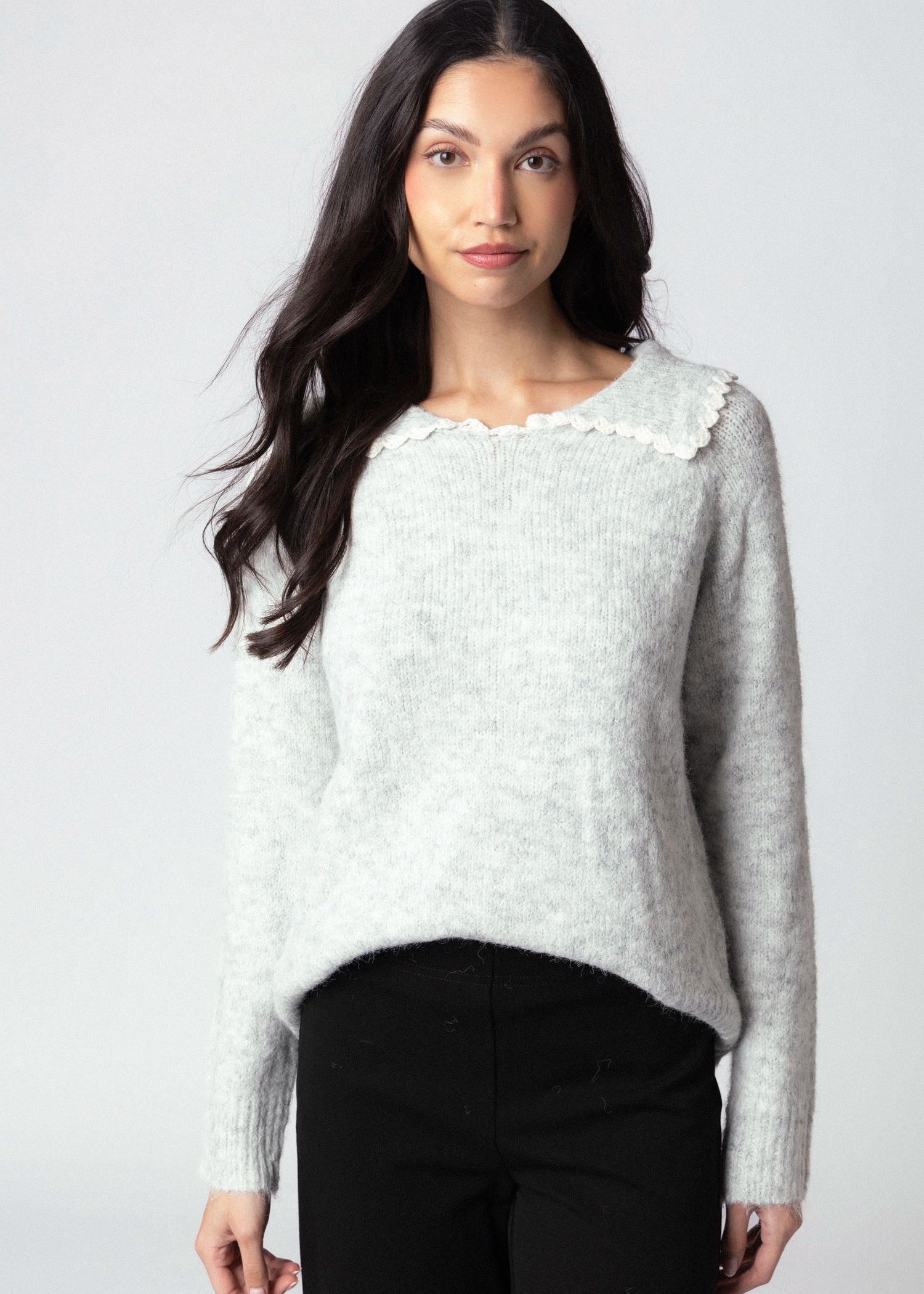 swatch_Grey scalloped collar sweater