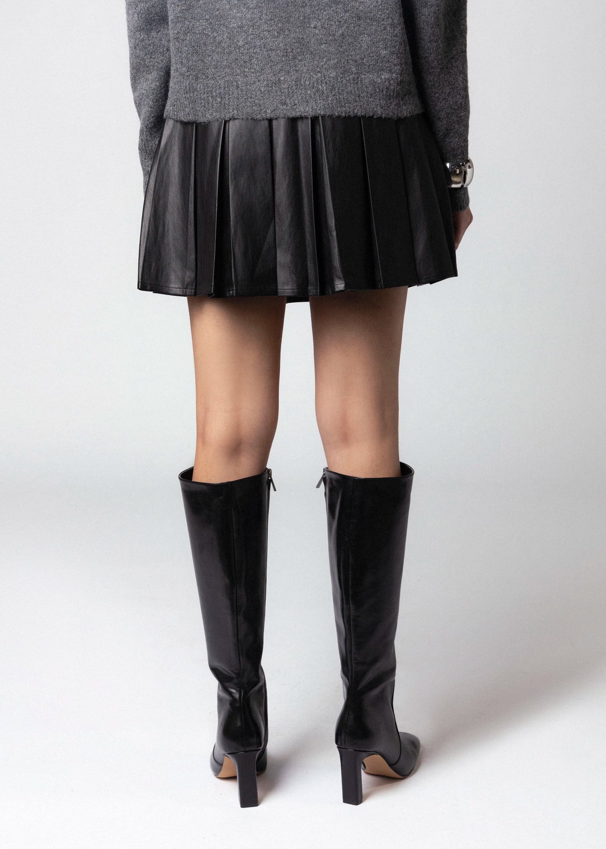 swatch_Black central park west astrid faux leather mini skirt
