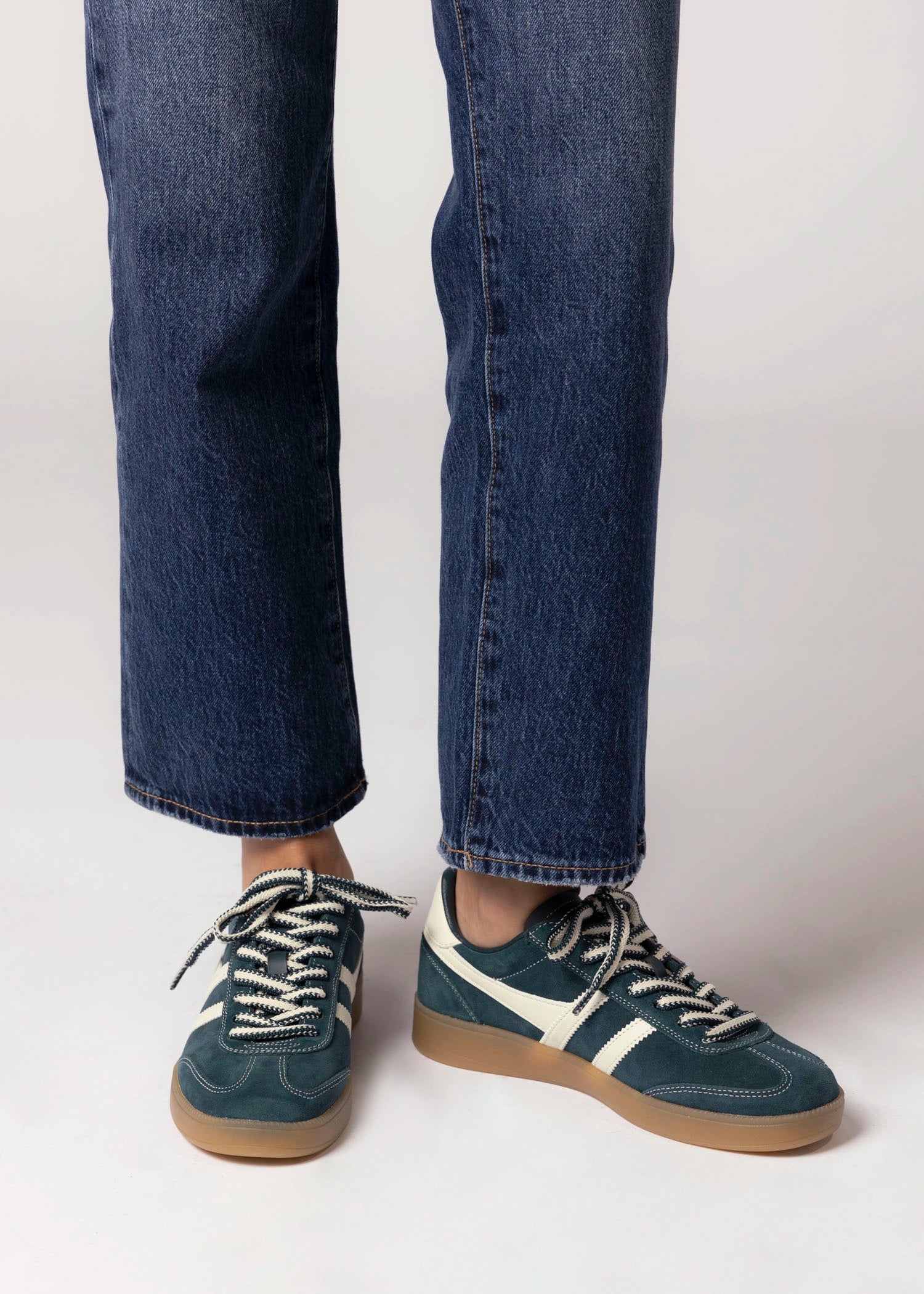 swatch_Dark Teal gola viper 78 suede sneaker