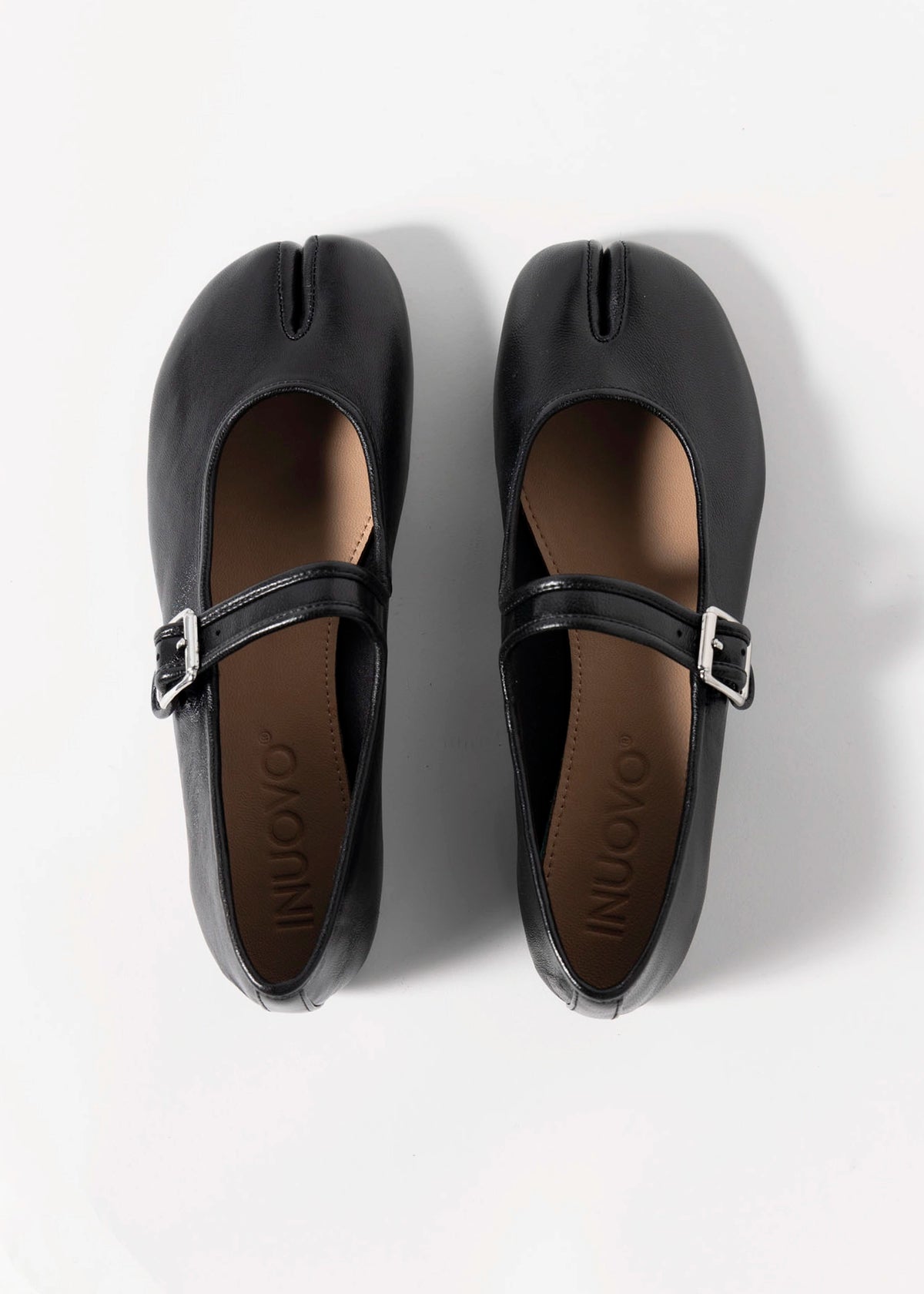 swatch_Black Leather inuovo leather tabi mary jane flats