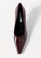 swatch_Burgundy steve madden hexx pointed toe pump