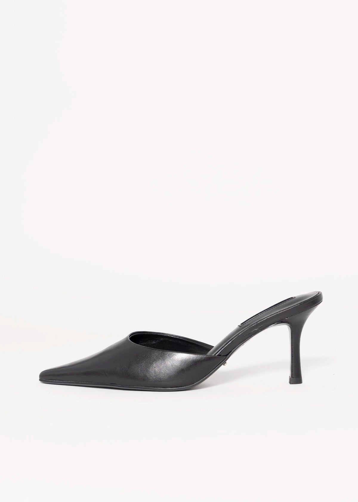 swatch_Black Leather tony bianco sicily pointed toe mule