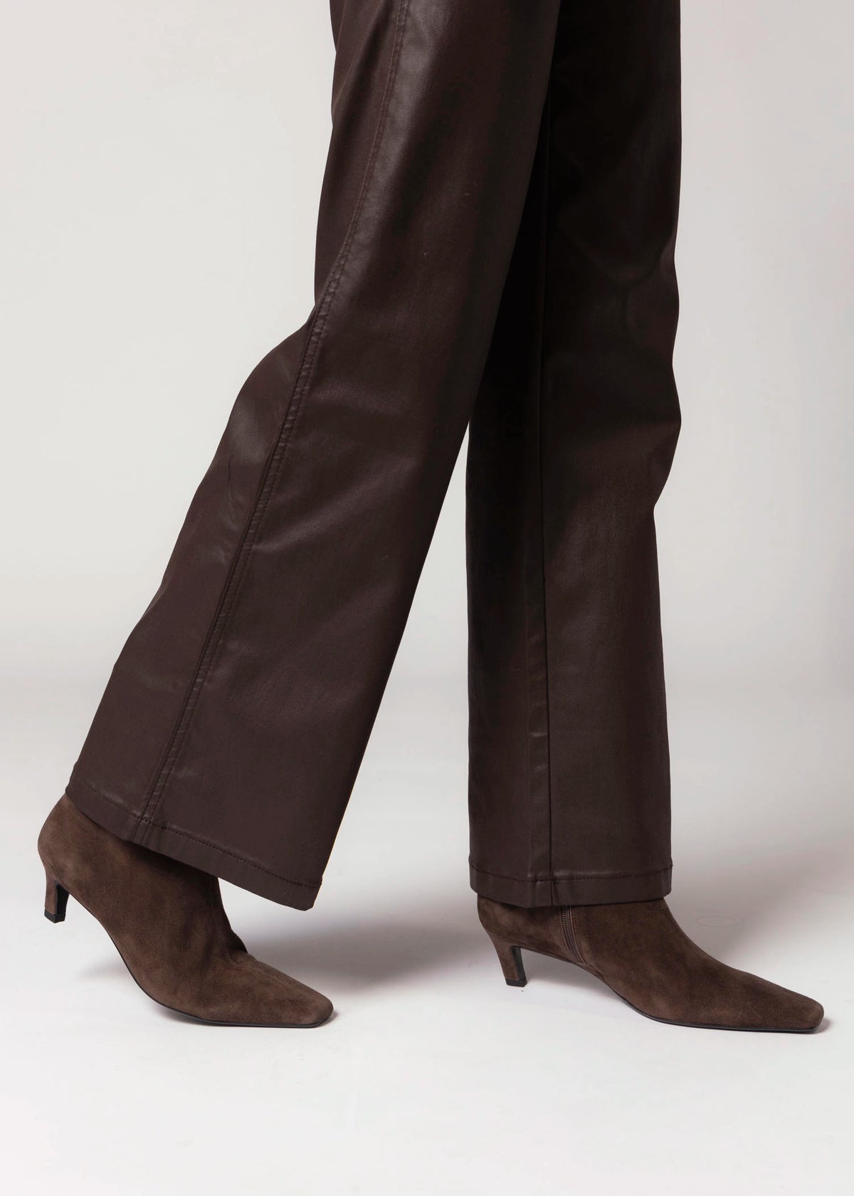 swatch_Espresso Suede tony bianco estelle heeled boot