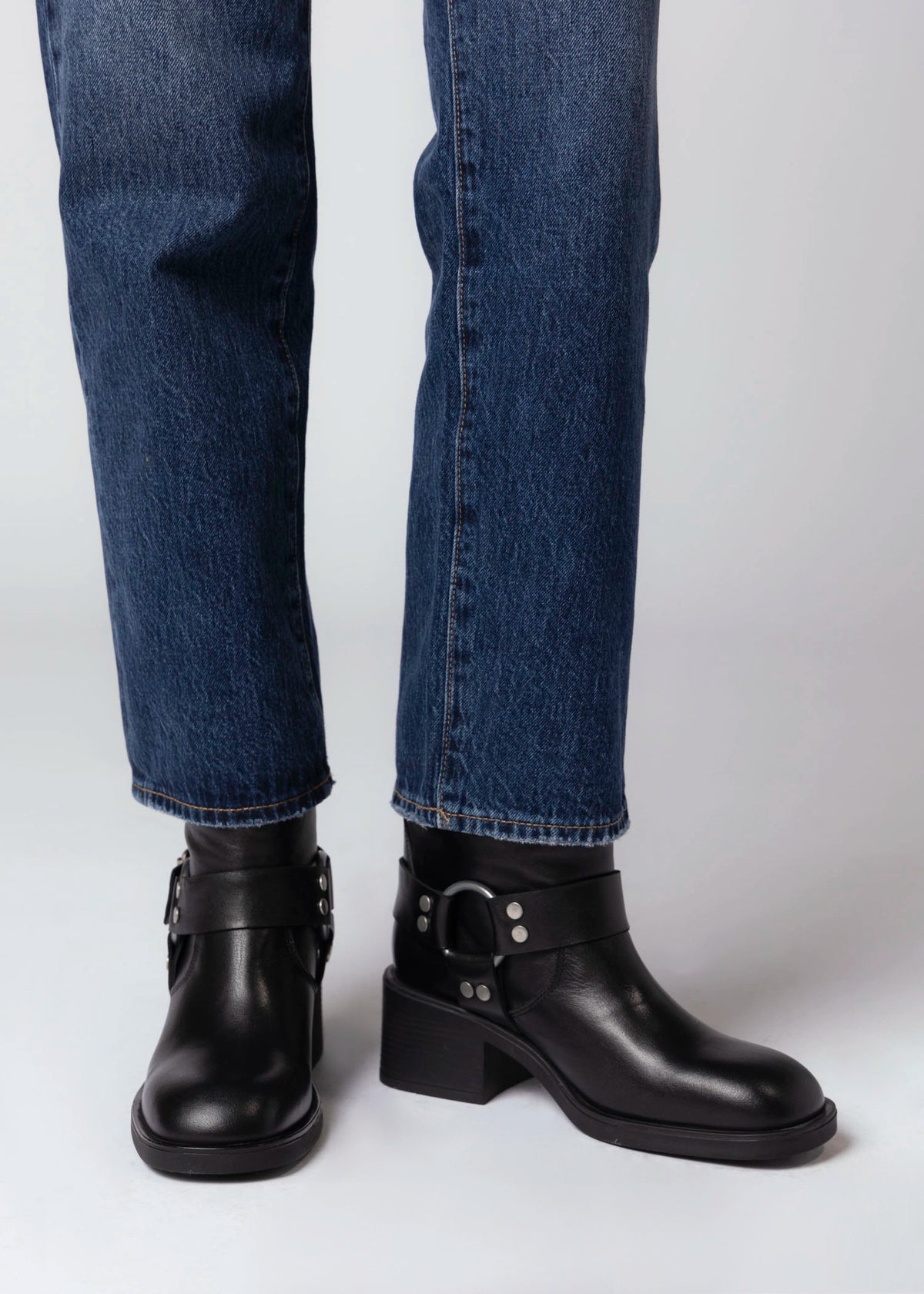 swatch_Black Leather nova roma leather harness biker boot