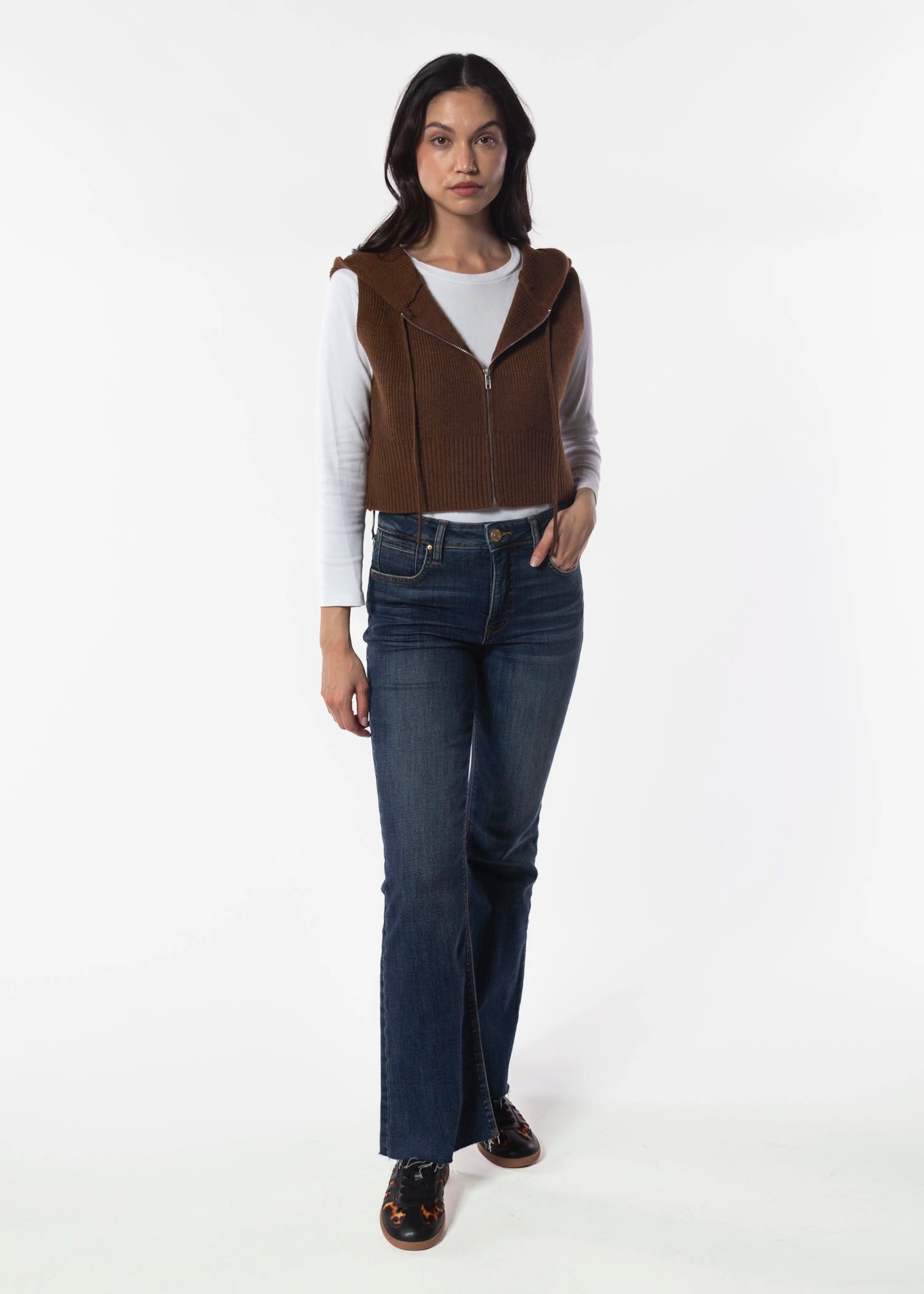 swatch_Pine Cone jordana vest sweaters