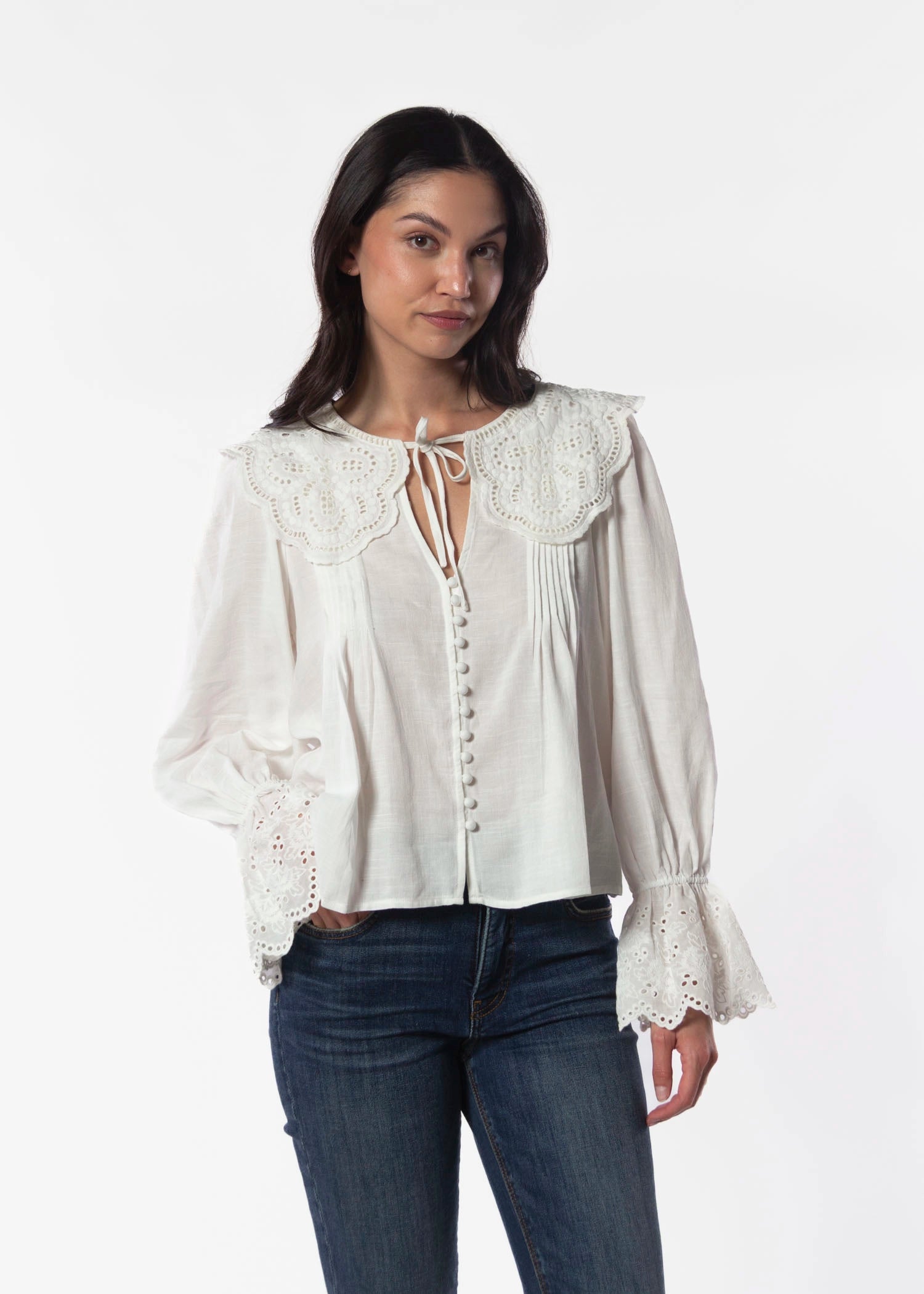 swatch_Eggshell dolly blouse heartloom tops