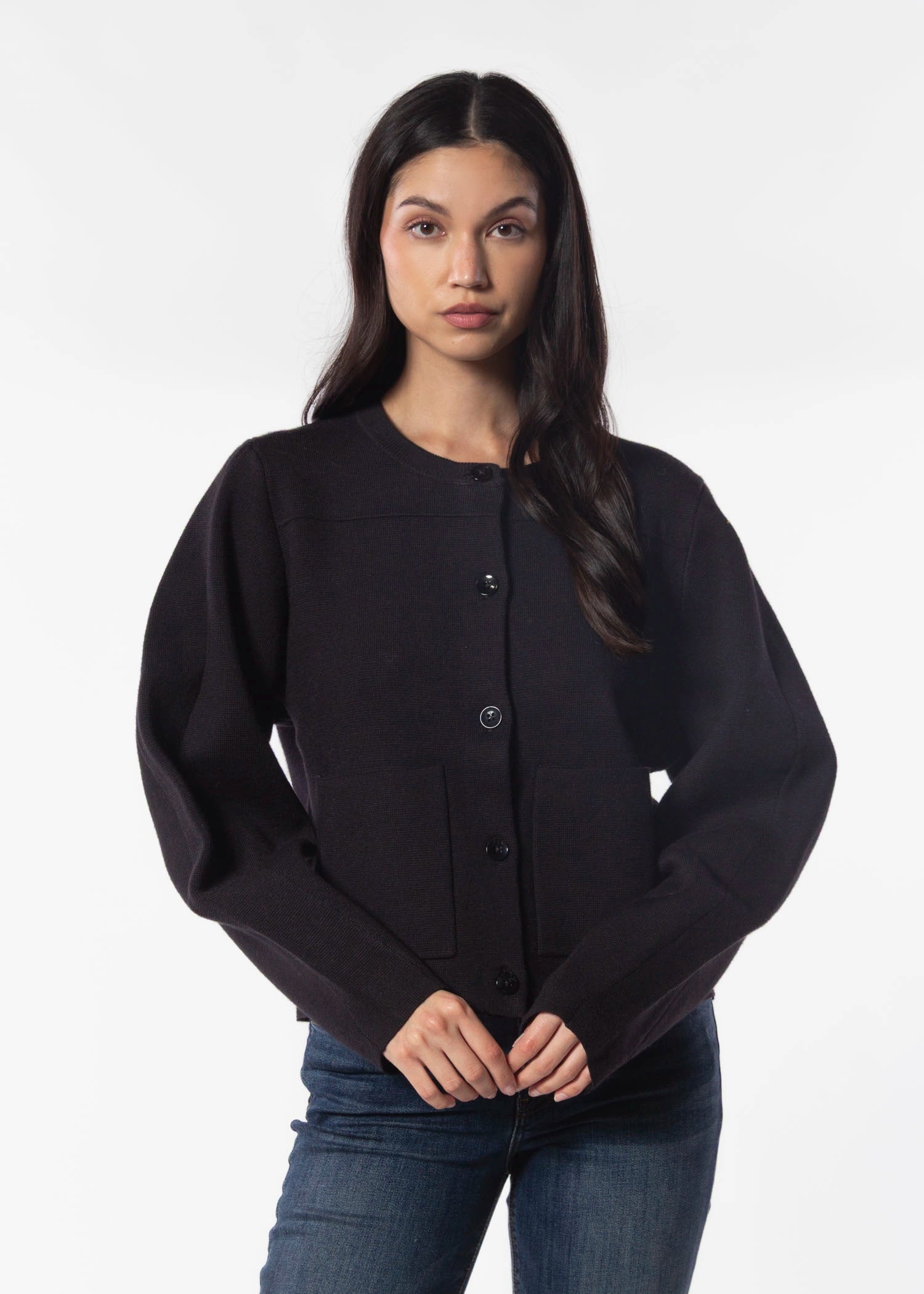 swatch_Black cropped knit cardigan