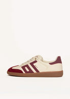 swatch_Milk/Wine cloud NM sneaker