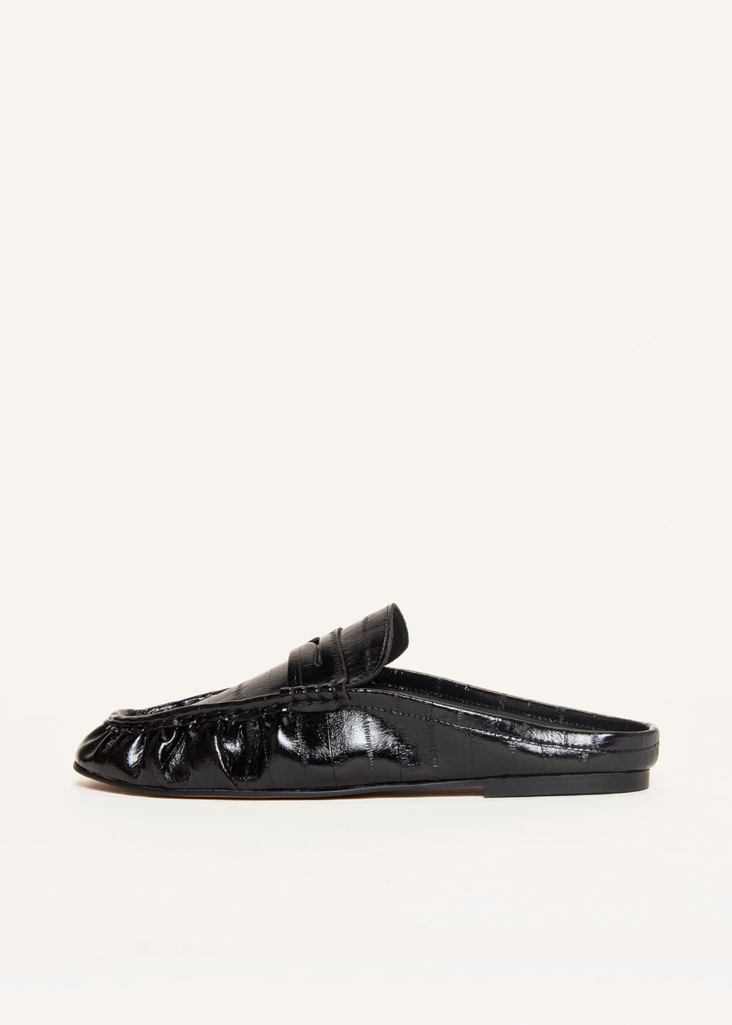 swatch_Black Leather rafe loafer steve madden