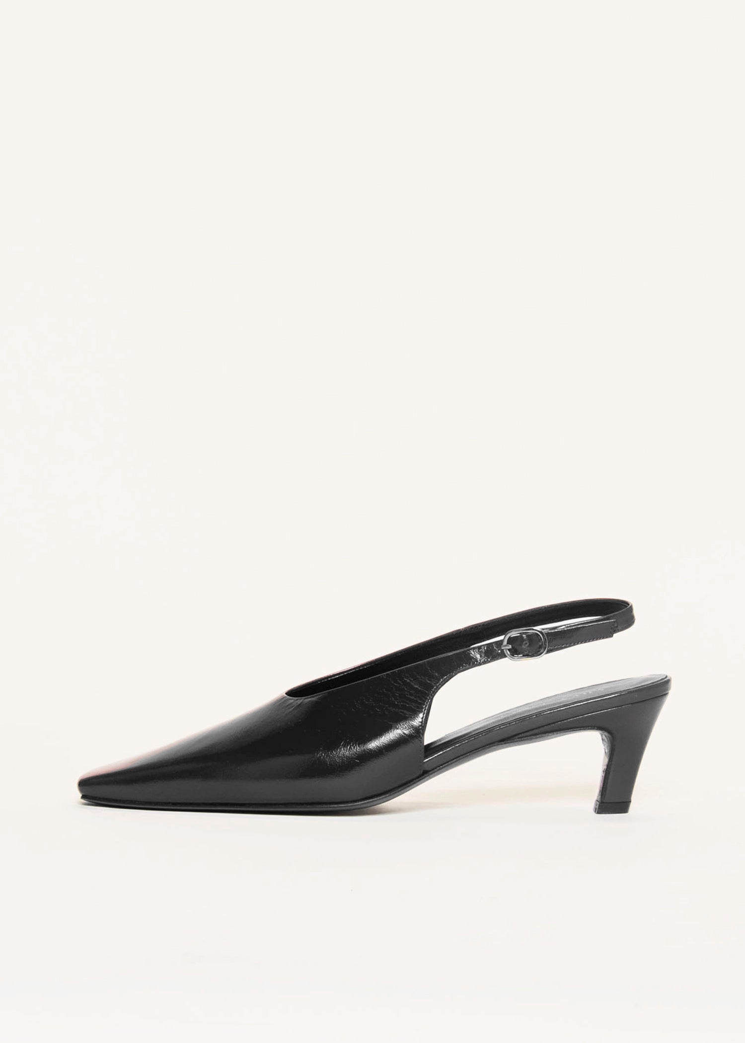 swatch_Black Patent slingback pump shoes