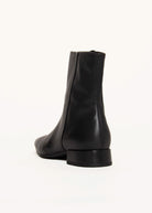 swatch_Black Leather mona boot vagabond shoes