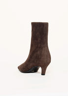 swatch_Espresso Suede estelle boots