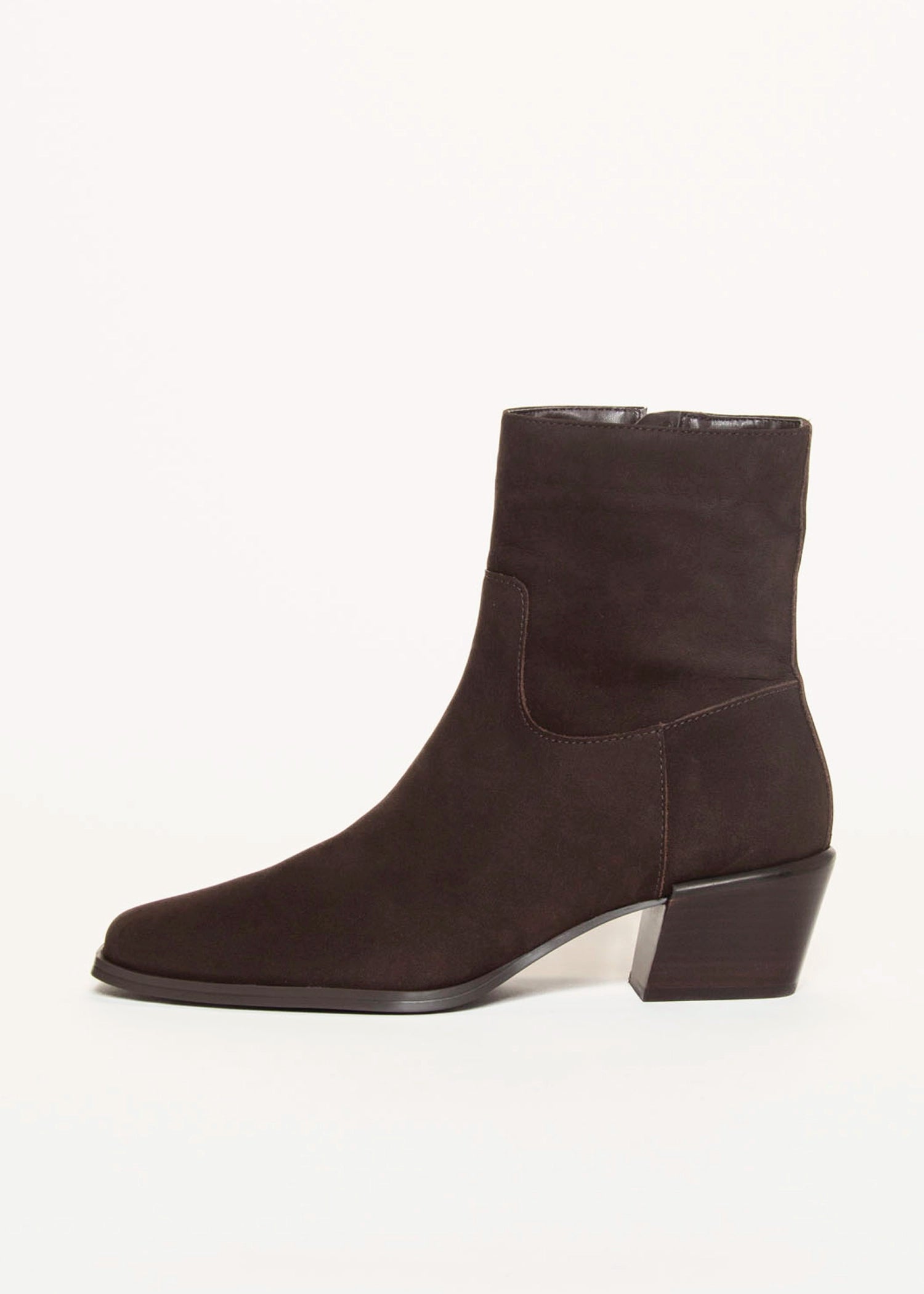 swatch_Chocolate Suede daney boot shoes