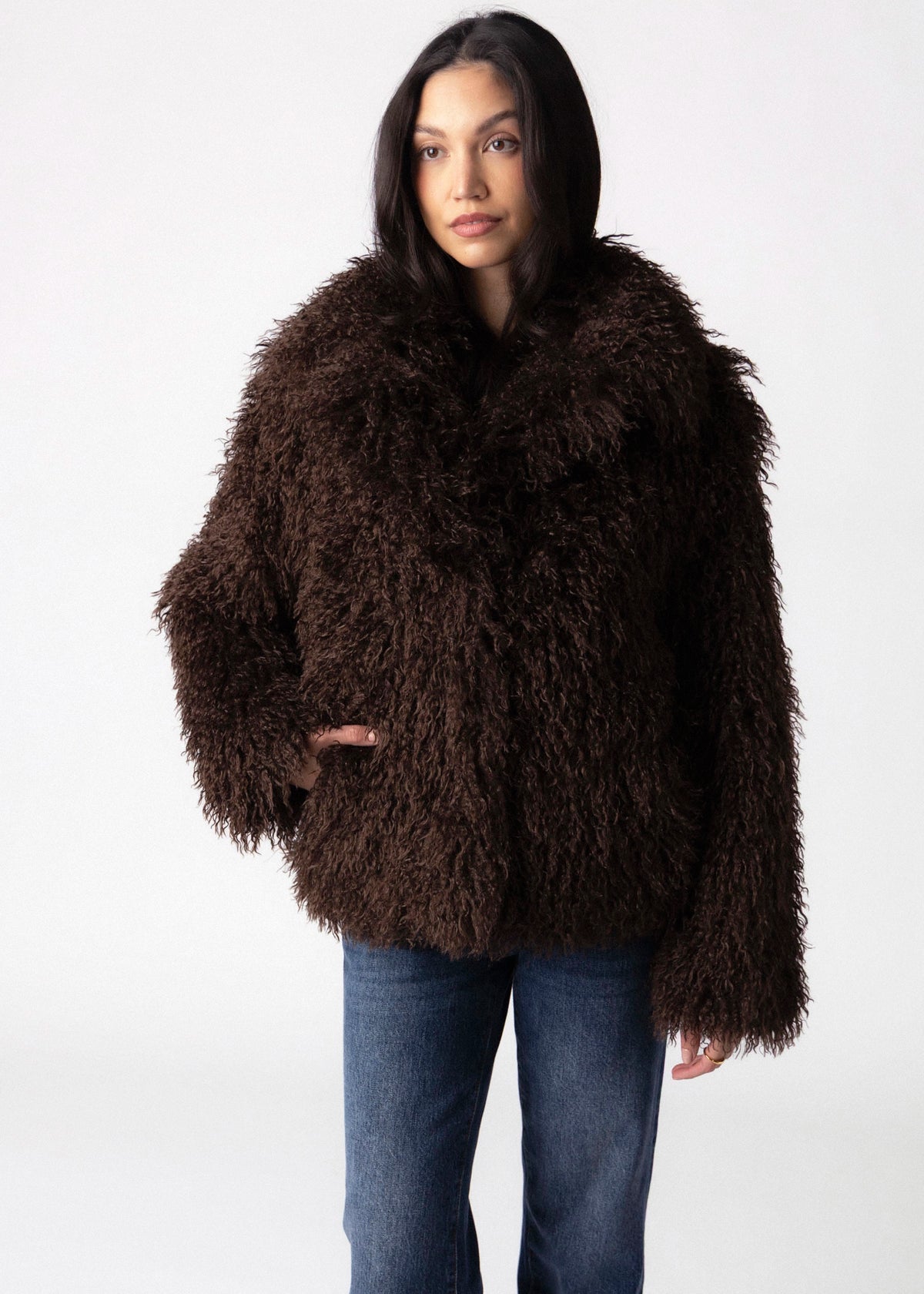 swatch_Coffee Roast rino and pelle lias faux fur jacket