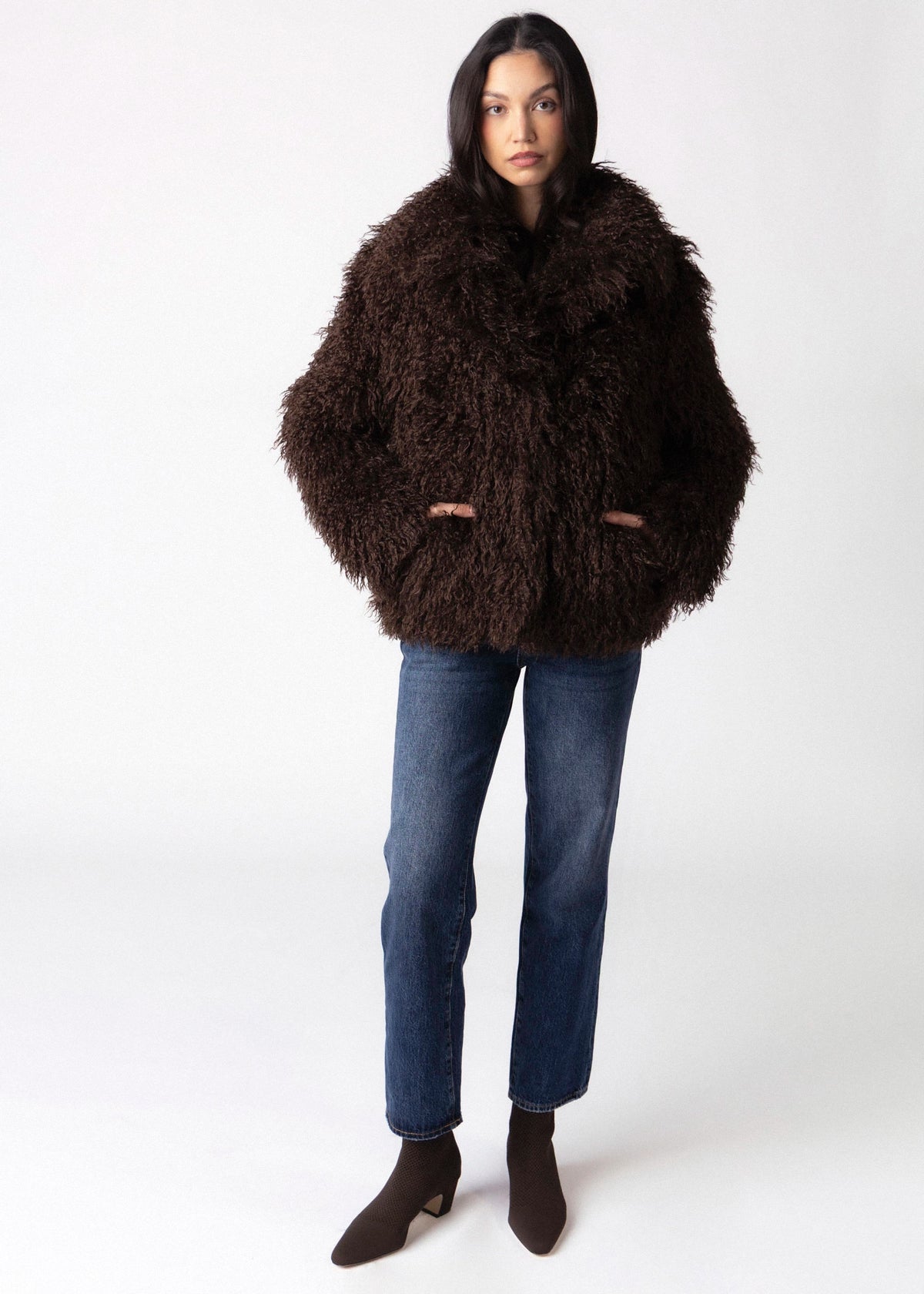 swatch_Coffee Roast rino and pelle lias faux fur jacket
