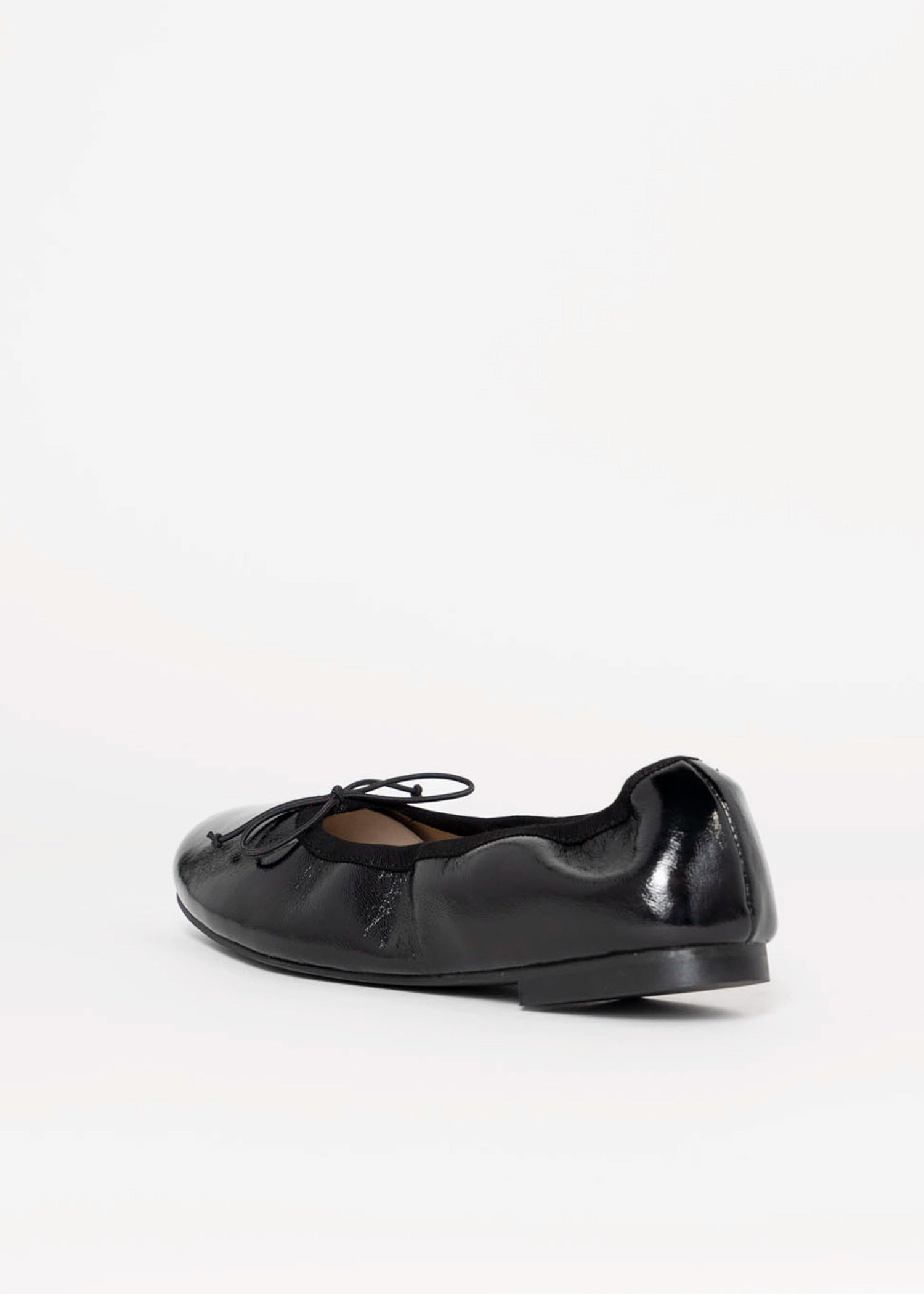 swatch_Patent Black tony bianco chelsea ballet flat