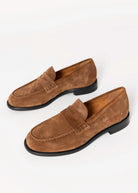 swatch_Brown Suede vagabond linn penny loafer