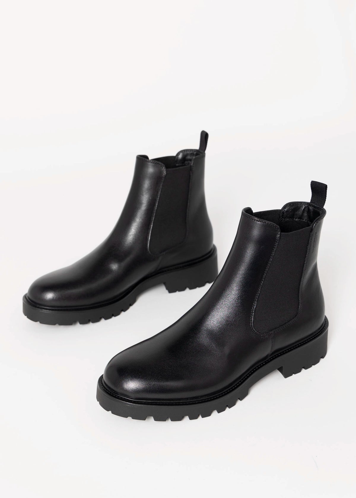 swatch_Black Leather vagabond kenova chelsea boot