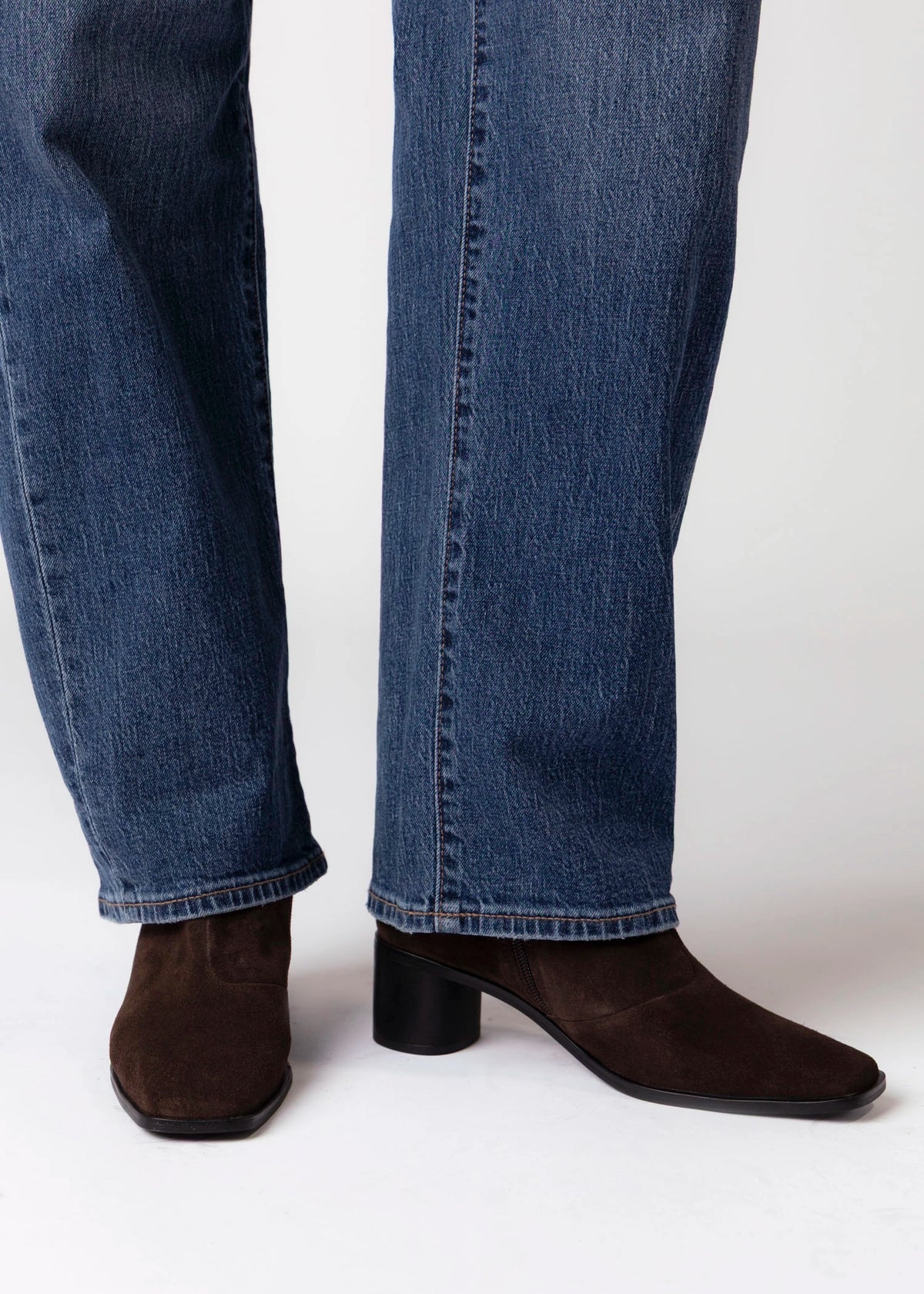 swatch_Java Suede vagabond fay heeled ankle boot