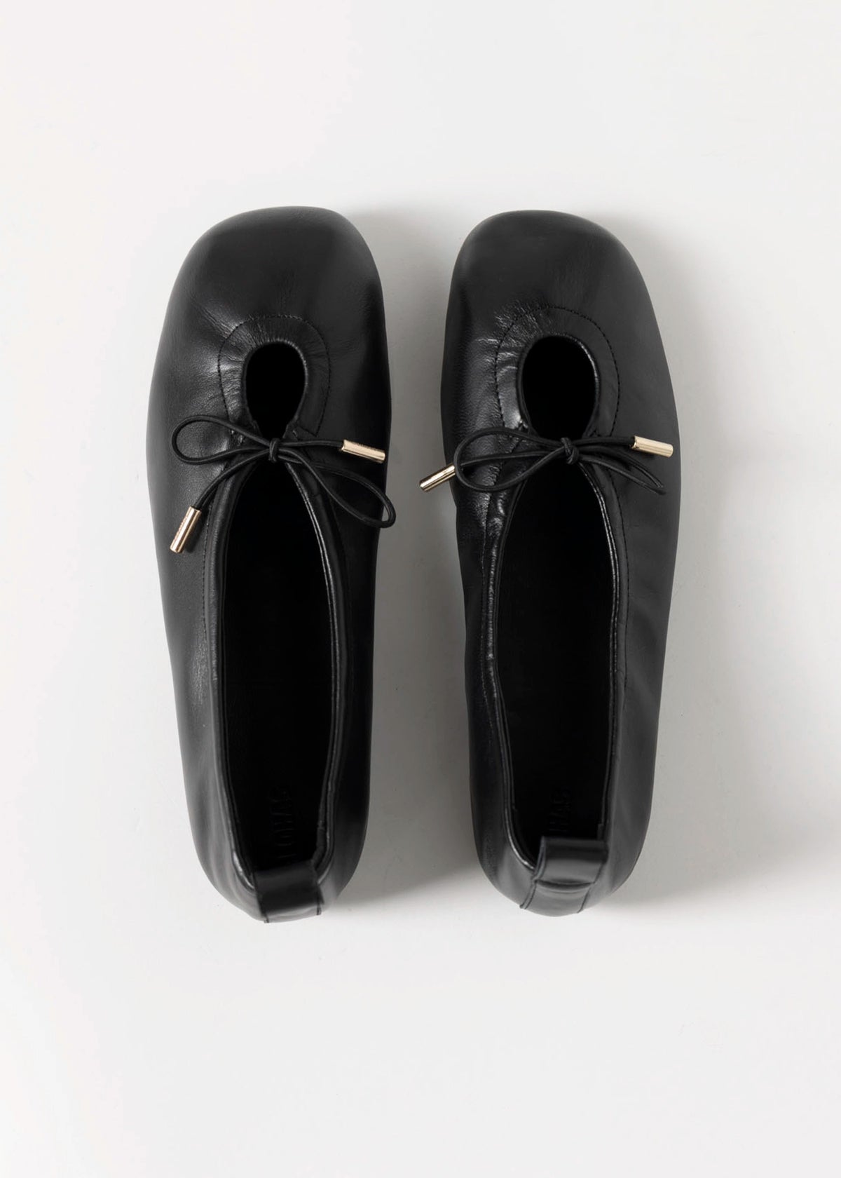 swatch_Black Leather alohas rosalind ballet flat