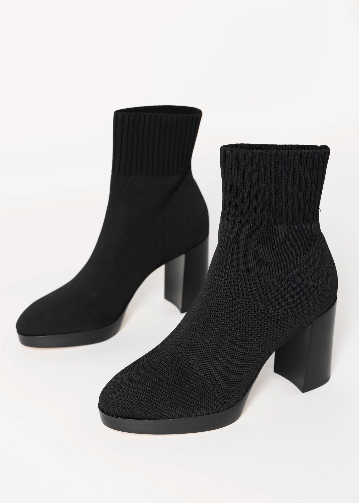 swatch_Black pelle moda vonni stretch fabric bootie