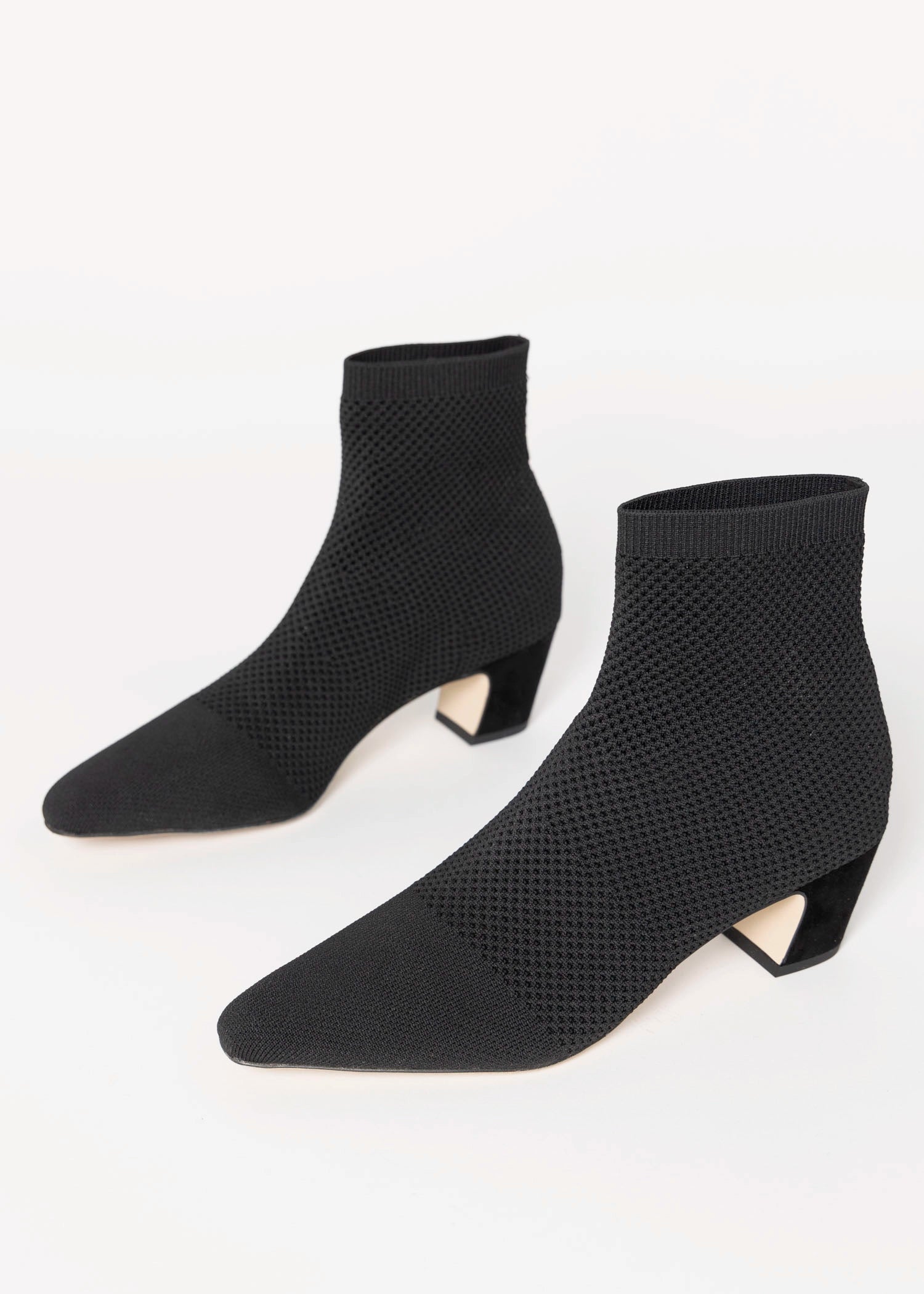 swatch_Black pelle moda emeli stretch knit bootie