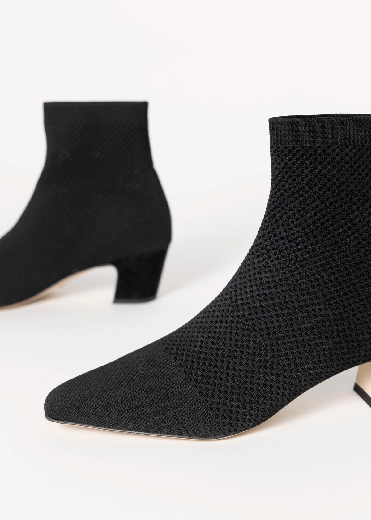 swatch_Black pelle moda emeli stretch knit bootie