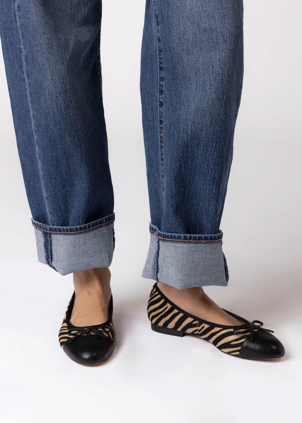 swatch_Zebra kit leather ballet flat