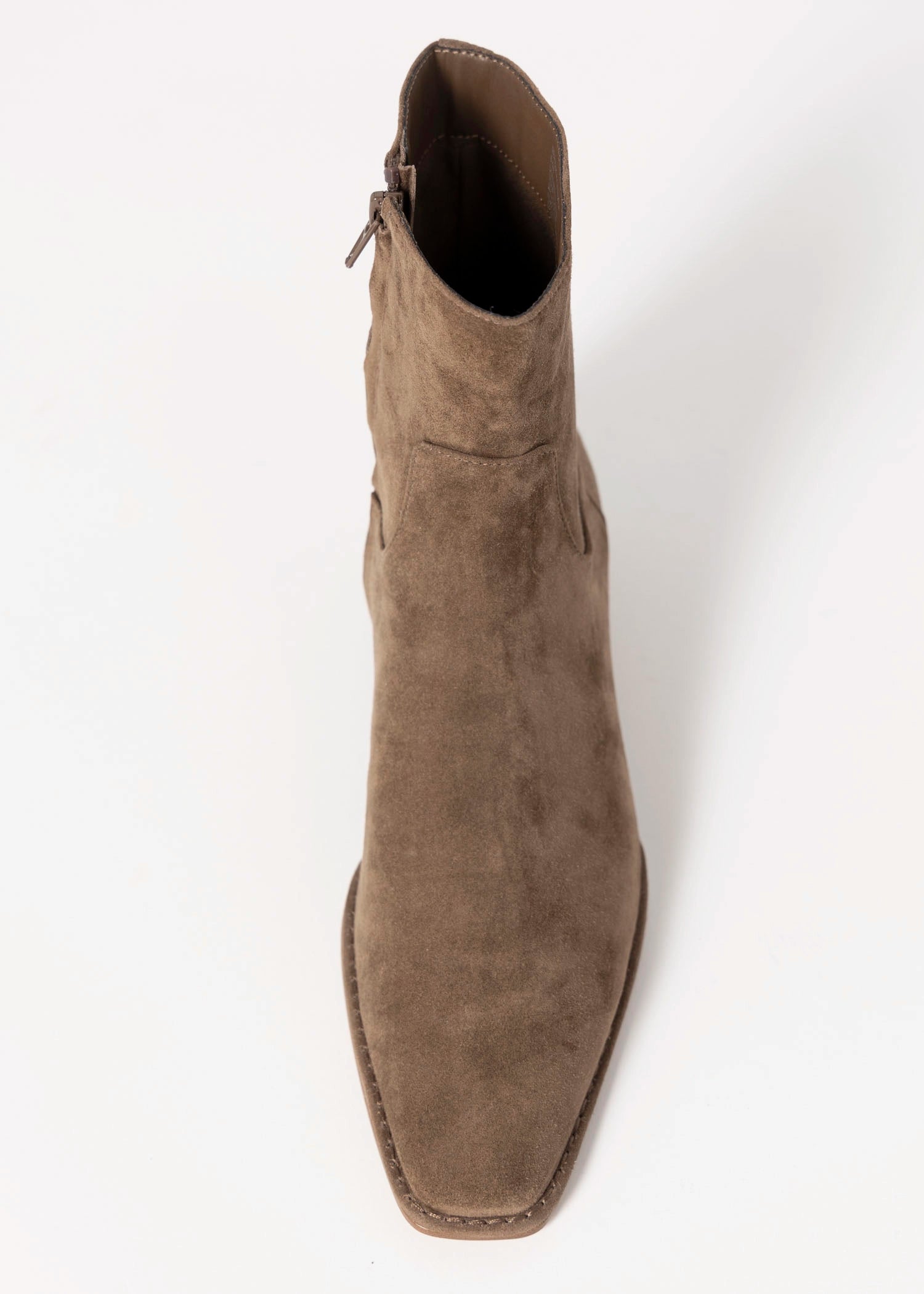 swatch_Taupe Suede steve madden dorene ankle boot