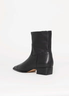 swatch_Black Leather steve madden dorene ankle boot
