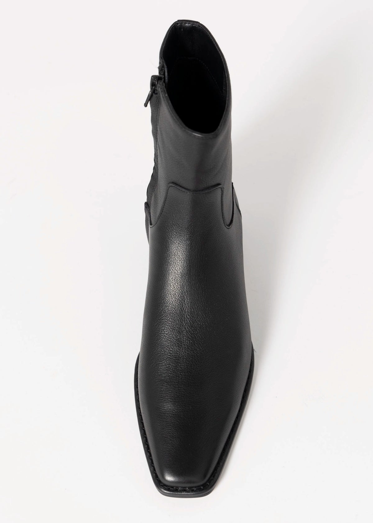 swatch_Black Leather steve madden dorene ankle boot