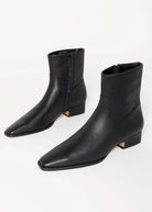 swatch_Black Leather steve madden dorene ankle boot