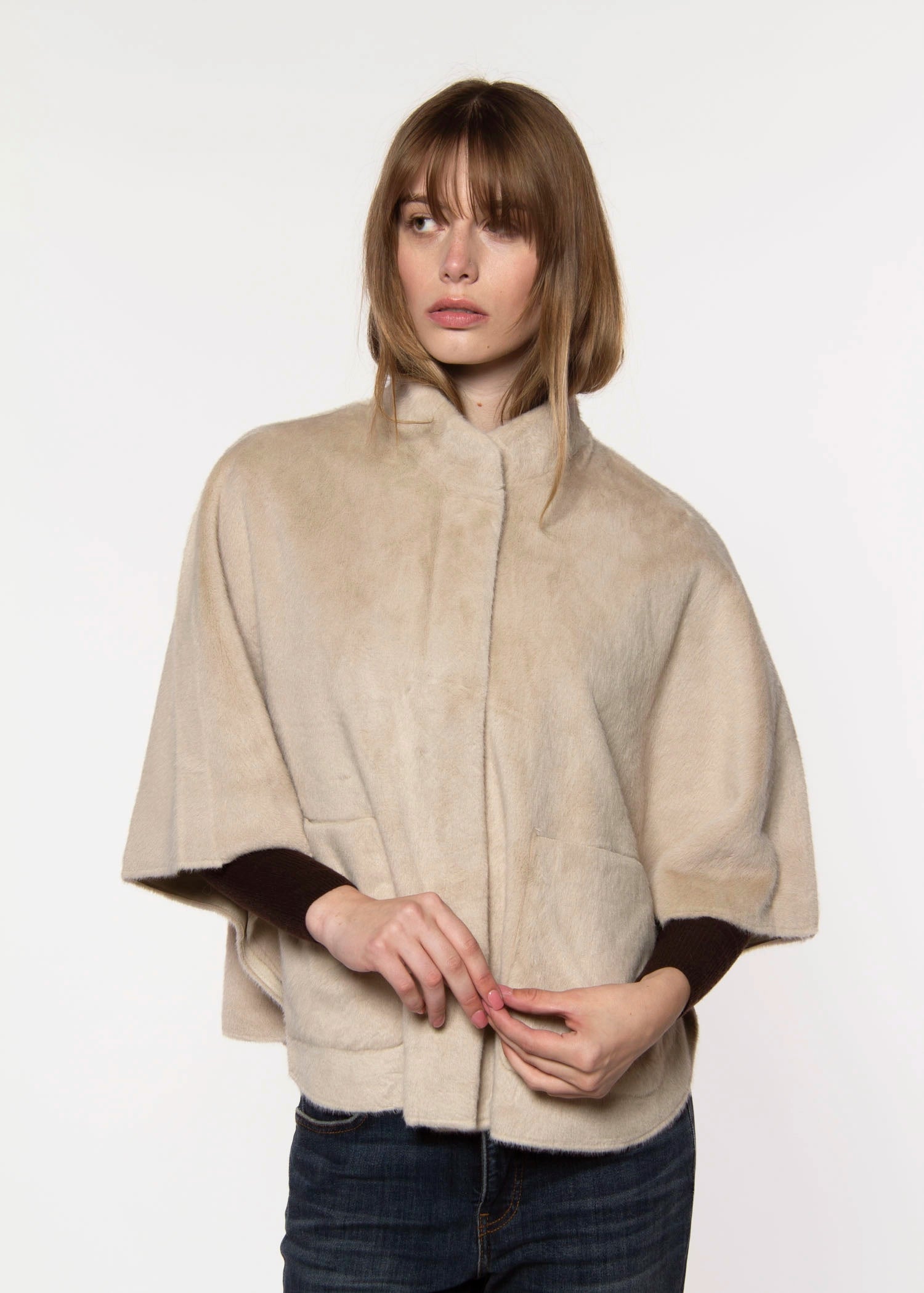 swatch_Birch dewi cape jackets