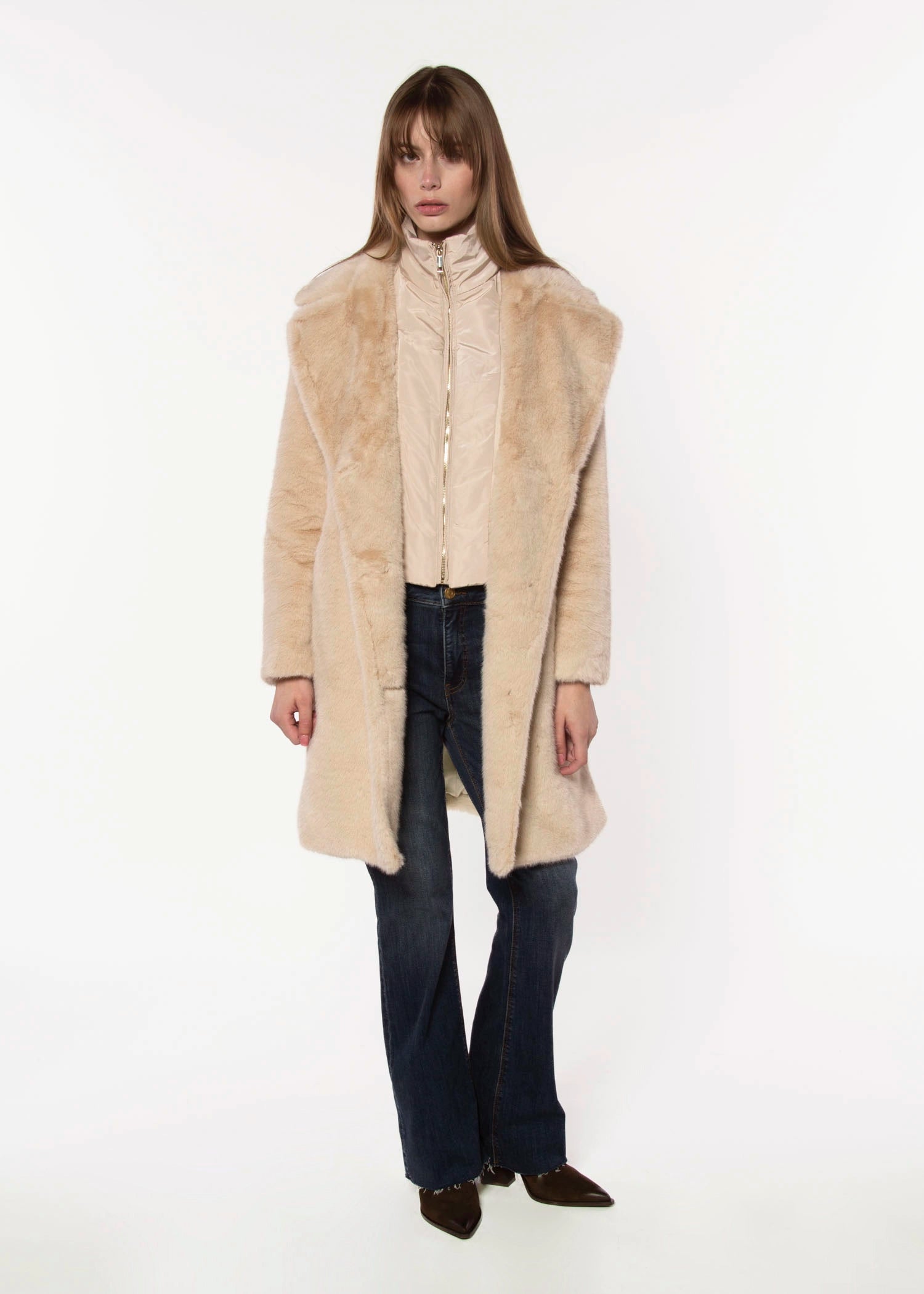 swatch_Light Oat geesje coat coats