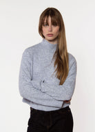 swatch_Chambray oliver sweater