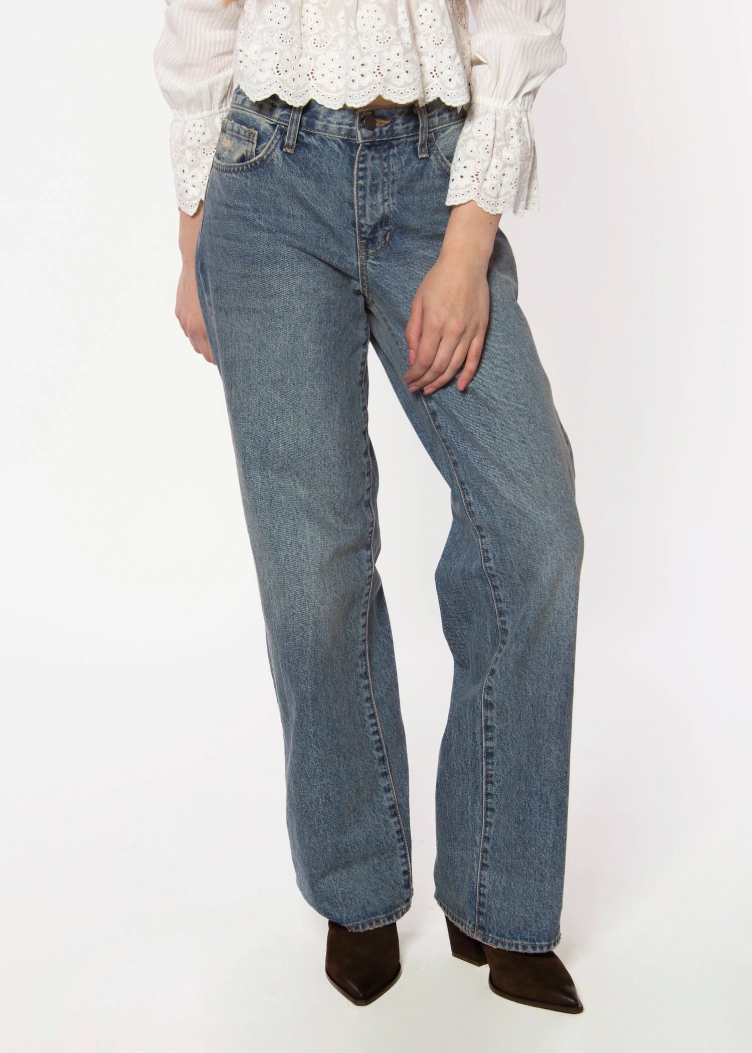 swatch_Denim low rise baggy jean