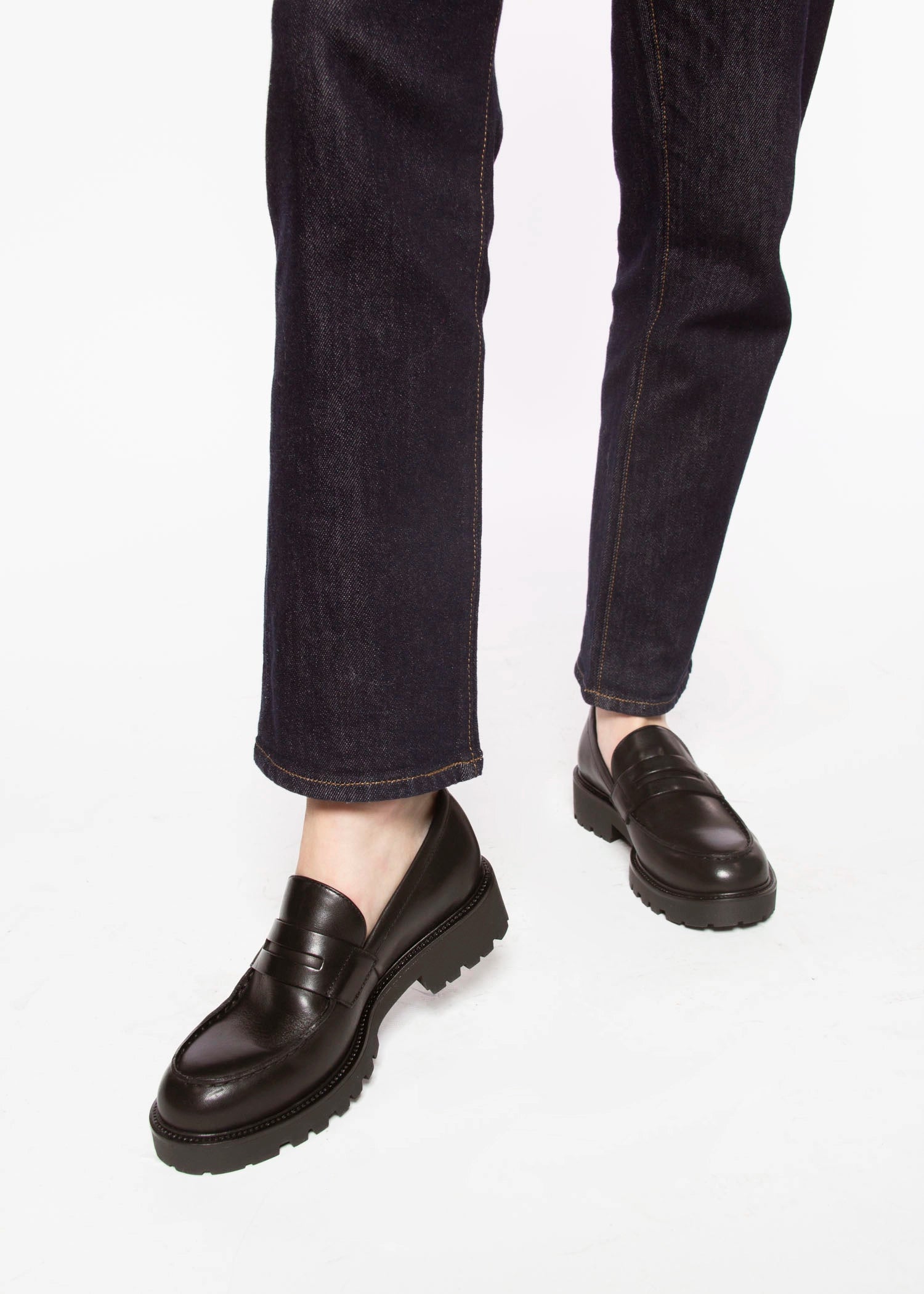 swatch_Black Leather kenova loafer shoes