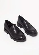 swatch_Black Leather kenova loafer shoes