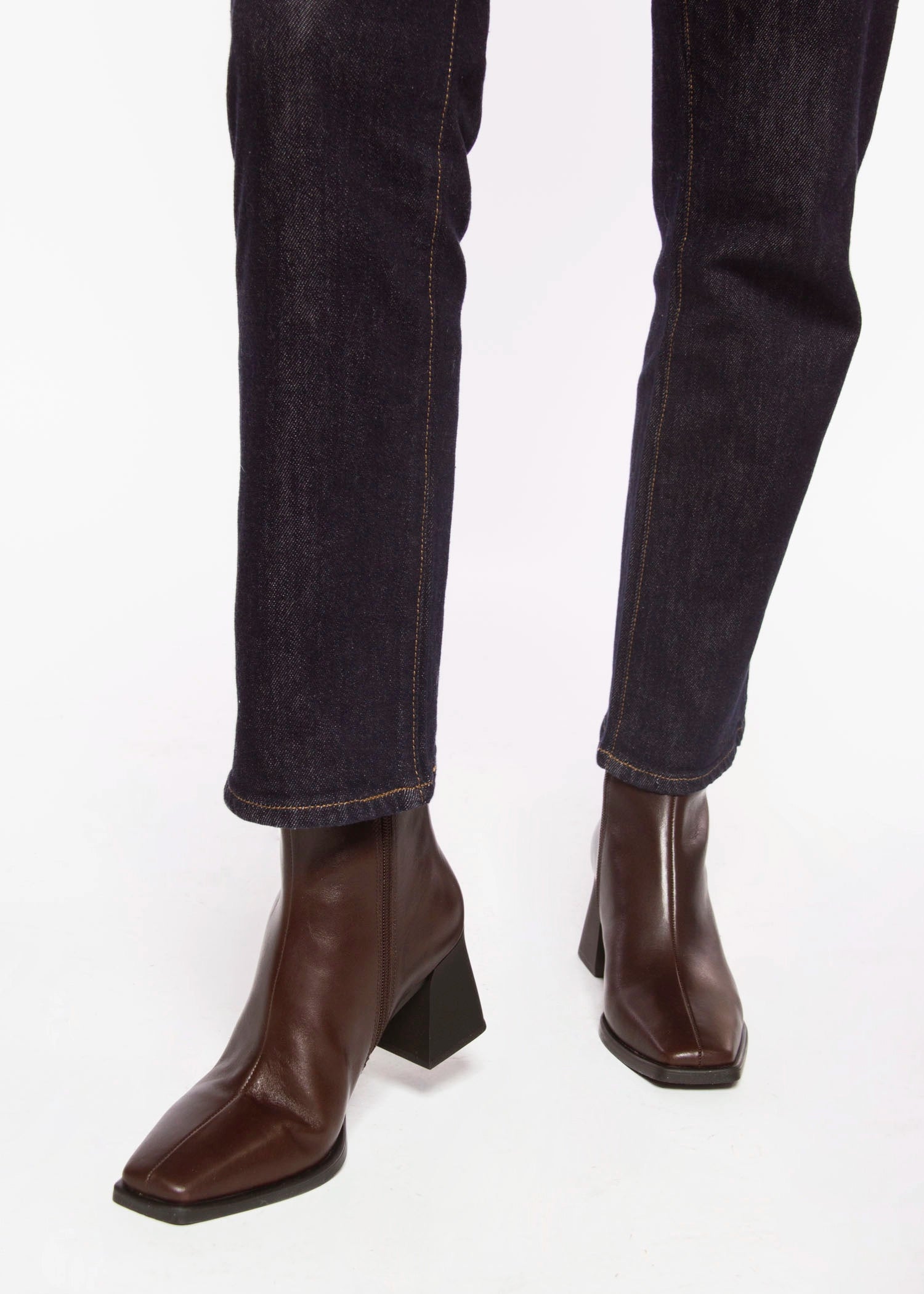 swatch_Chocolate Leather hedda square toe boot boots