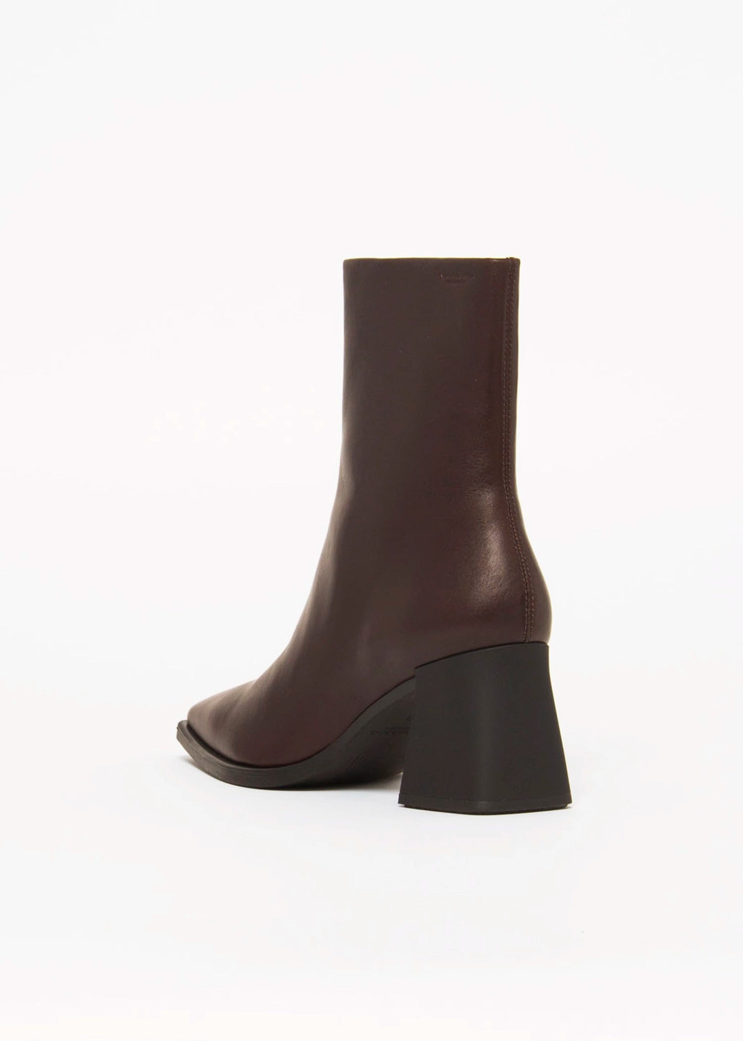 swatch_Chocolate Leather hedda square toe boot boots