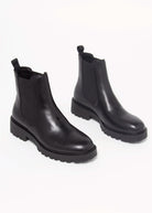 swatch_Black Leather kenova chelsea boot boots