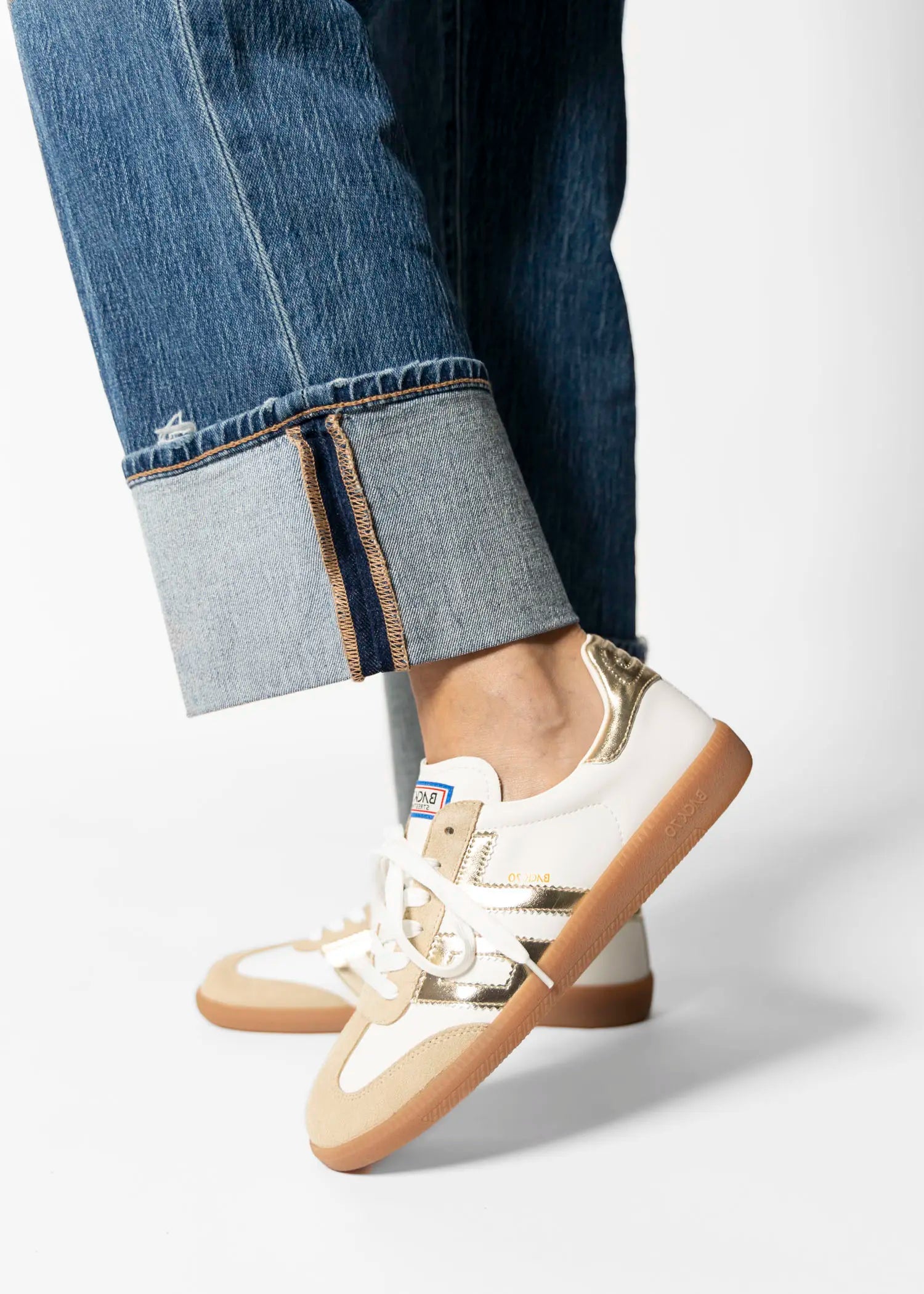 swatch_beige cloud lace up sneaker shoes