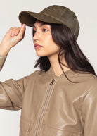 swatch_Moss favorite daughter trucker hat