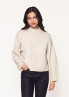 swatch_Pearl one pocket sweater crewnecks